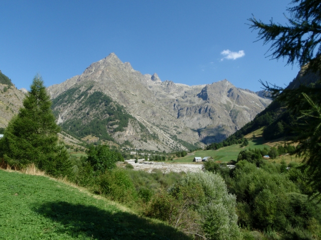 la vallée de Champoléon (ou vallée du Drac blanc)