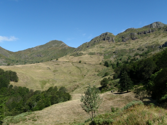 le Puy Chavaroche (1 736 m)