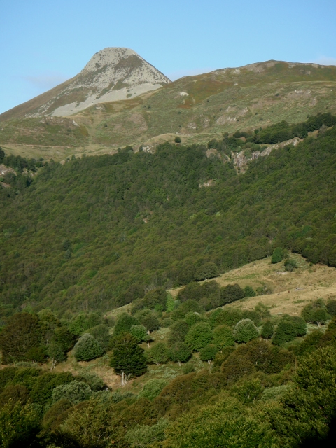 le Puy Griou, au lever du soleil