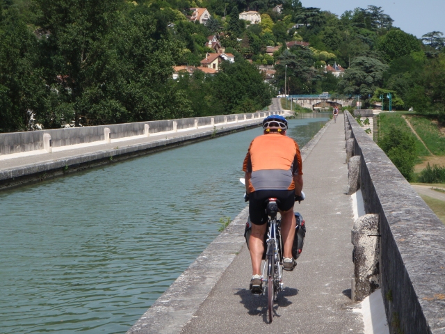 Christian, sur le pont-canal de la Garonne