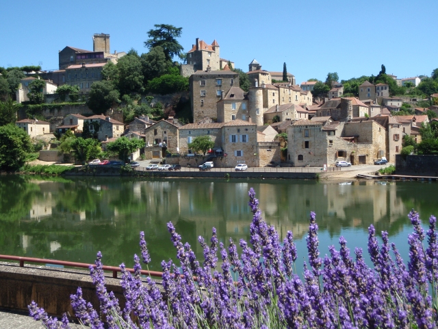 les rives du Lot à Puy-l'Evêque