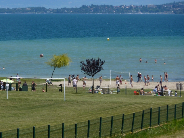 les plages le long du Léman